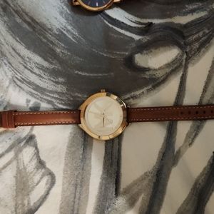 Michael Kors watch in gold-tan leather